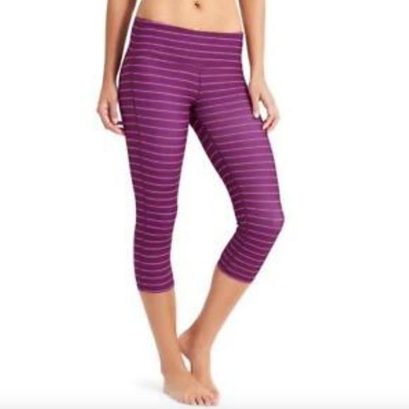 Athleta Pants - Athleta Purple Chaturanga Crop Leggings